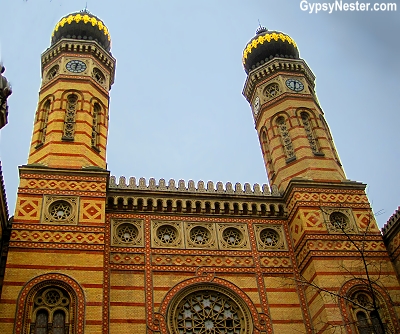the Dohány Street Synagogue is the largest synagogue in Europe, Budapest, Hungary