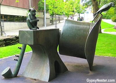 Artwork dedicated to Lars H. Lende in Stavanger, Norway