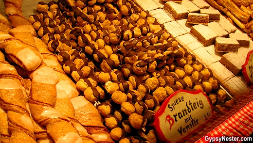 Sweets in Vienna's Christmas marke