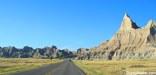 The Badlands Loop Road in Badlands National Monument, South Dakota