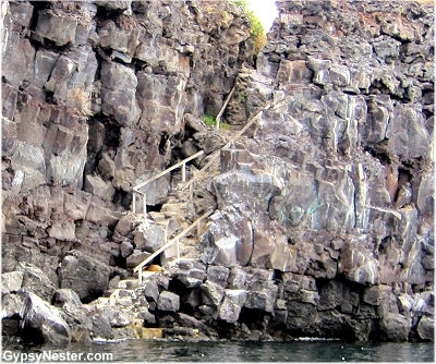 Prince Phillip's Steps, a narrow path in a fissure of the volcanic ridge