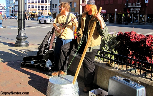 Street musicians on Lower Broadway in Nashville, Tennessee