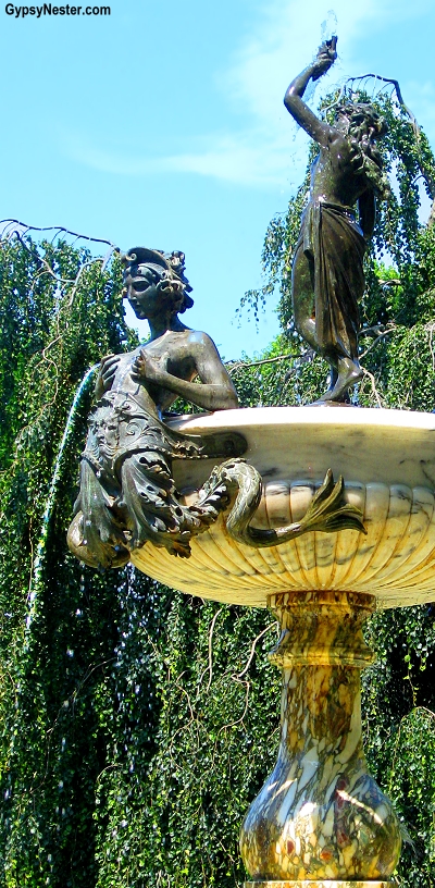 Bizarre fountain in Newport, Rhode Island