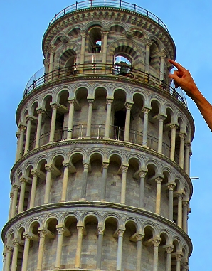 The leaning tower of Pisa, Italy