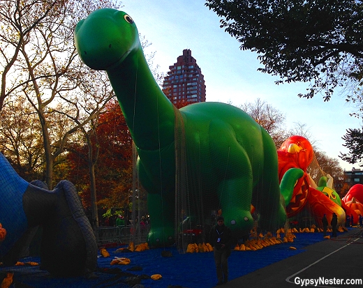 macys thanksgiving dino