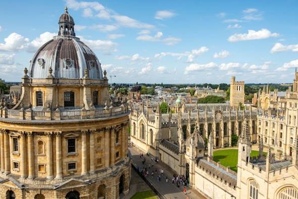 Which Should I Visit: Oxford or Cambridge?